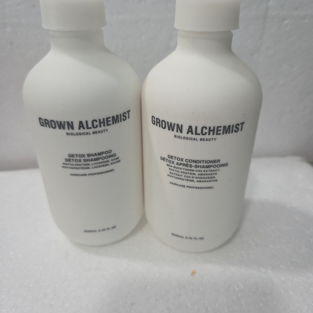 Grown Alchemist White Detox Shampoo & Conditioner Duo
